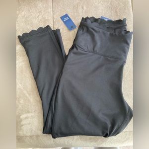 Crown & Ivy High Waist Scalloped Crop Leggings Size L